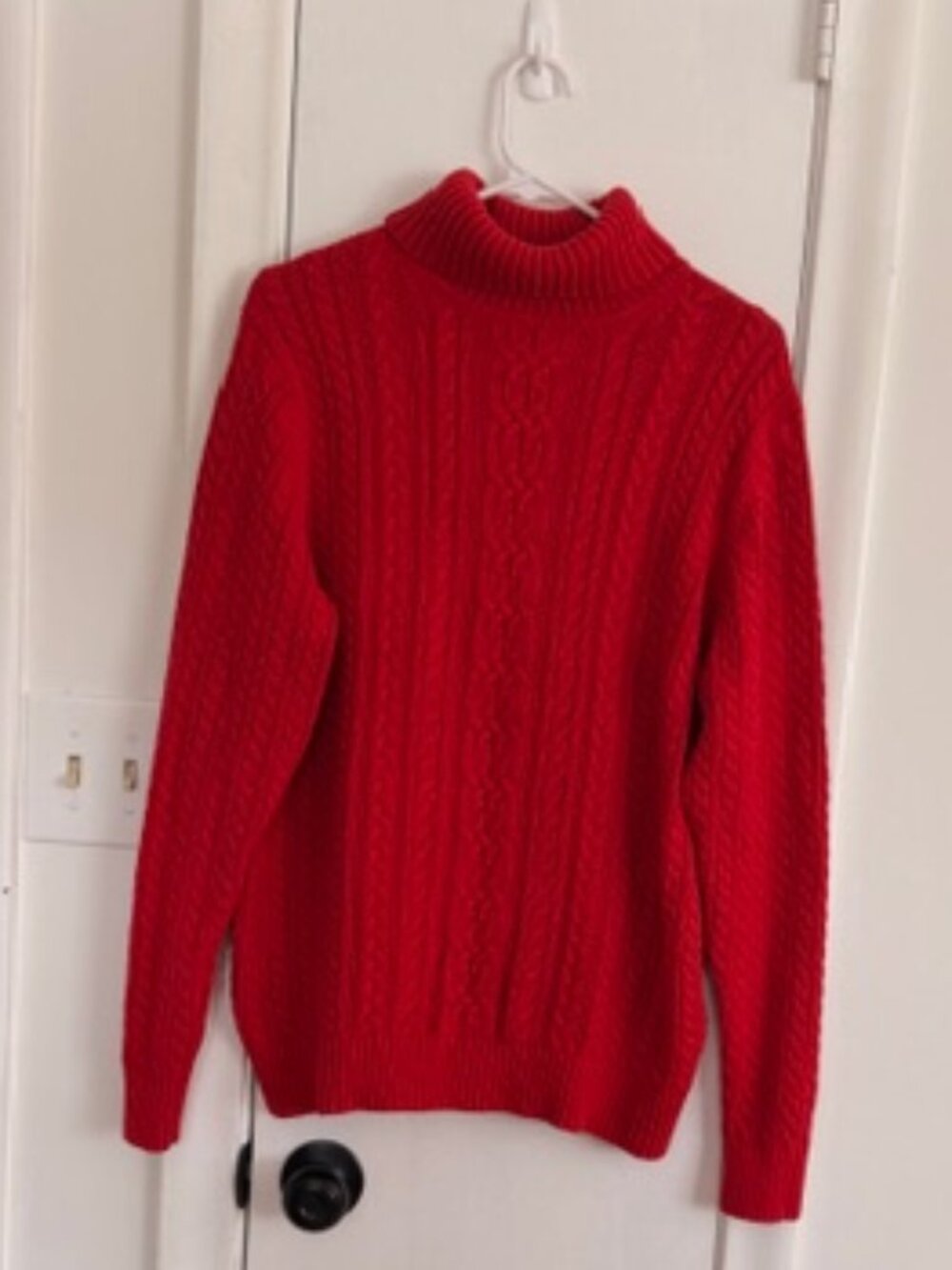 Amazon Essentials Red Cable Knit Turtleneck Sweater – Women’s XL
